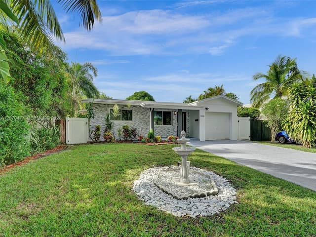 2446 Fillmore St, Hollywood FL 33020 - Hollywood, FL - Photo 5