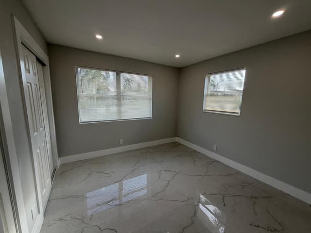 920 NE 50th Street, Deerfield Beach FL 33064 - Deerfield Beach, FL - Photo 4