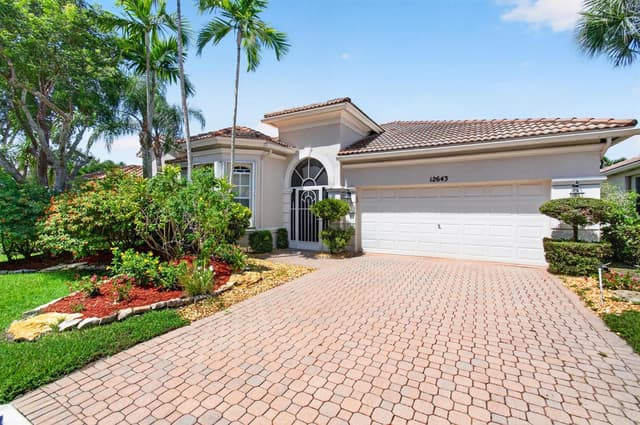 12643 VIA RAVENNA, Boynton Beach FL 33436 - Boynton Beach, FL - Photo 2
