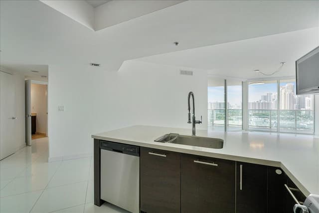 200 SUNNY ISLES Boulevard # 1701, Sunny Isles Beach FL 33160 - Sunny Isles Beach, FL - Photo 7