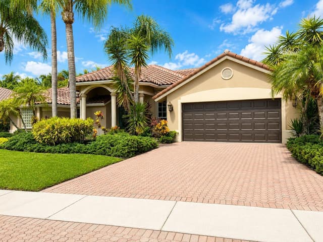 20101 Palm Island Drive, Boca Raton FL 33498 - Boca Raton, FL - Photo 3