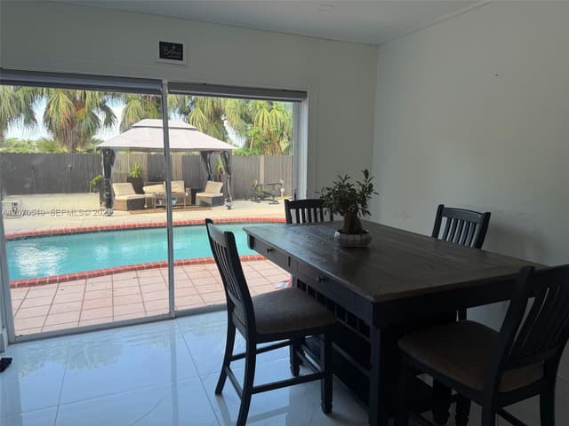 11818 SW 273rd Ln, Homestead FL 33032 - Homestead, FL - Photo 2