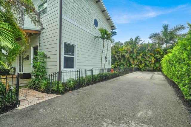 13432 153RD Road N, FL 33478 - Photo 4