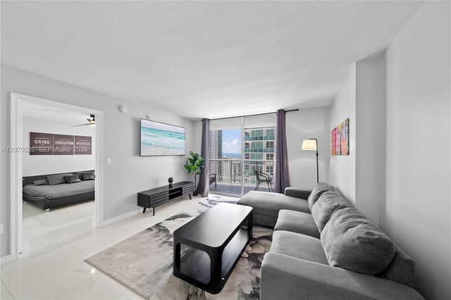1200 Brickell Bay Dr # 2205, Miami FL 33131 - Miami, FL - Photo 2