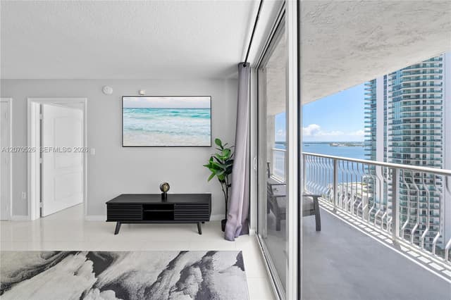 1200 Brickell Bay Dr # 2205, Miami FL 33131 - Miami, FL - Photo 7
