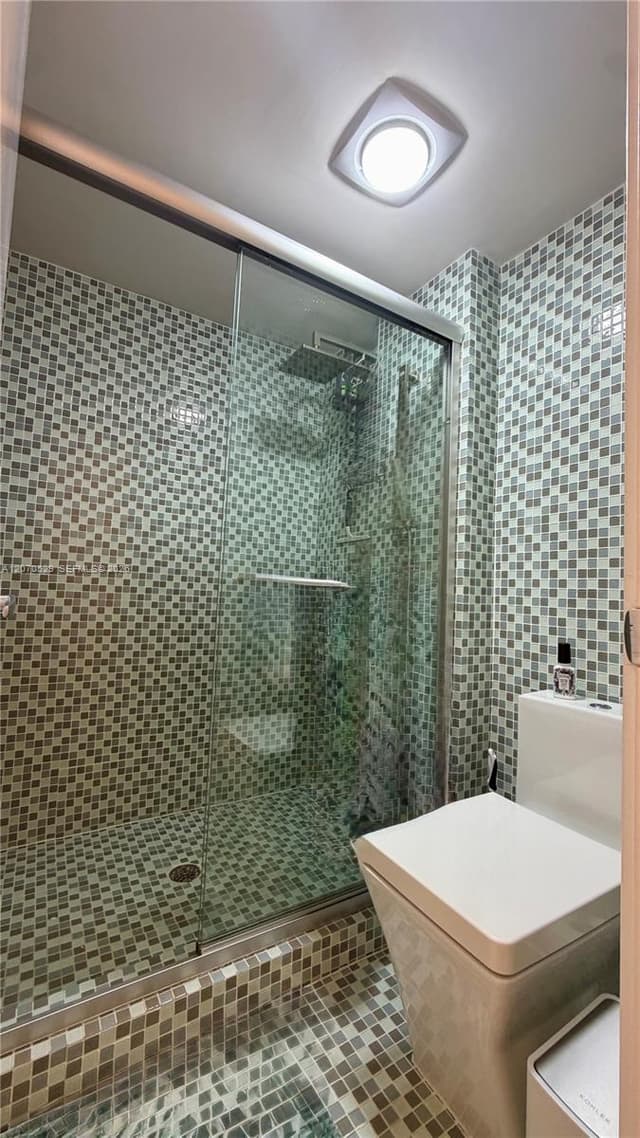 3701 N Country Club Dr # 304, Aventura FL 33180 - Aventura, FL - Photo 7