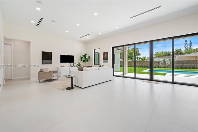 6990 SW 58th St, Miami FL 33143 - Miami, FL - Photo 6