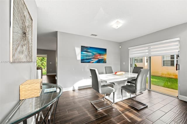 2220 NW 137th Ave, Sunrise FL 33323 - Sunrise, FL - Photo 6