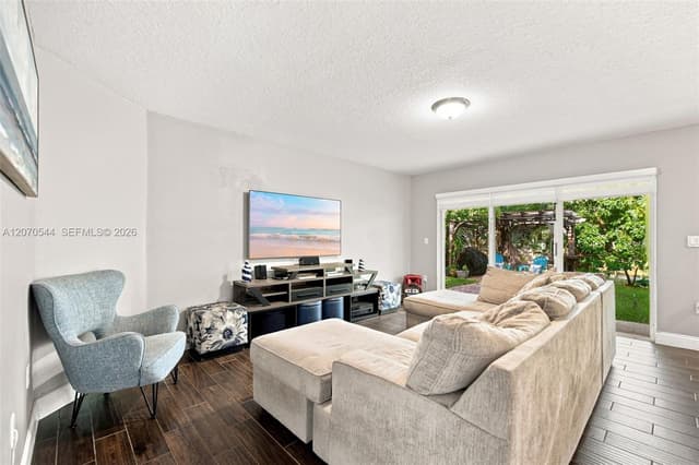 2220 NW 137th Ave, Sunrise FL 33323 - Sunrise, FL - Photo 7