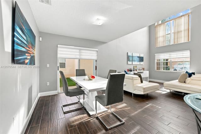 2220 NW 137th Ave, Sunrise FL 33323 - Sunrise, FL - Photo 5