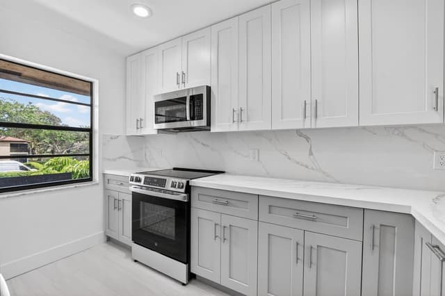 9272 Vista Del Lago # 28F, Boca Raton FL 33428 - Boca Raton, FL - Photo 7