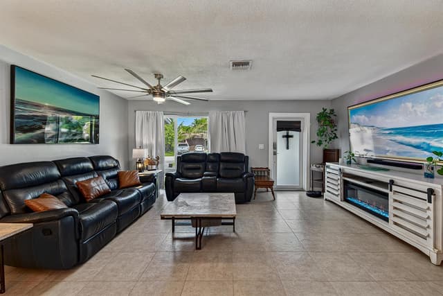 1419 SE 1ST Way, Deerfield Beach FL 33441 - Deerfield Beach, FL - Photo 4