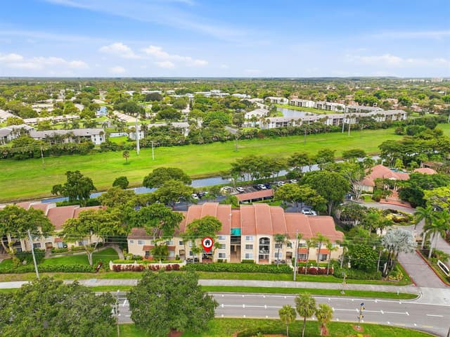 1707 VILLAGE Boulevard # 108, West Palm Beach FL 33409 - West Palm Beach, FL - Photo 2
