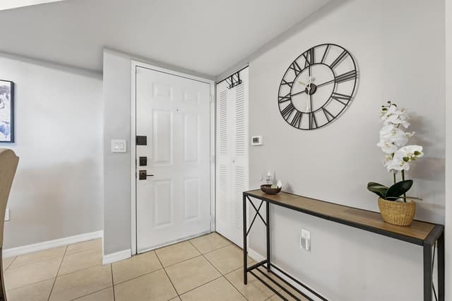 1707 VILLAGE Boulevard # 108, West Palm Beach FL 33409 - West Palm Beach, FL - Photo 6