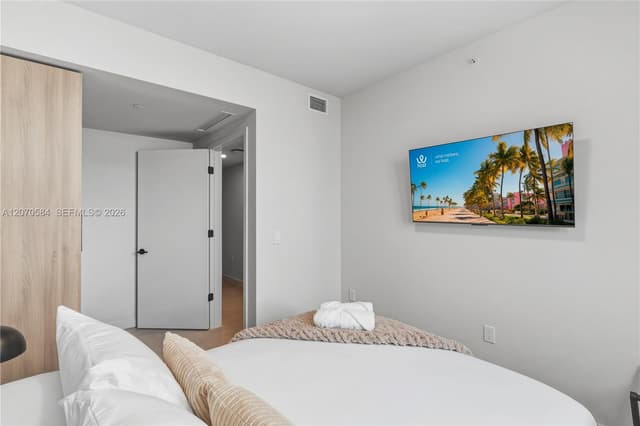 121 NE 5th St # 3312, Miami FL 33132 - Miami, FL - Photo 4