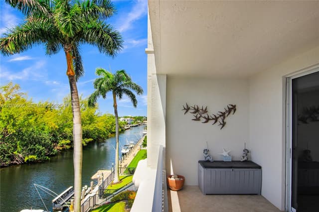 2880 NE 14th St Cswy # 311, Pompano Beach FL 33062 - Pompano Beach, FL - Photo 2