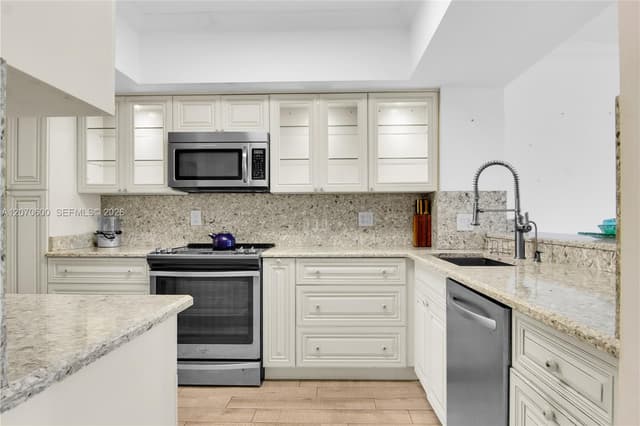 2880 NE 14th St Cswy # 311, Pompano Beach FL 33062 - Pompano Beach, FL - Photo 4