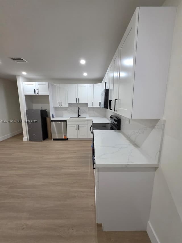 2910 NW 175th St, Miami Gardens FL 33056 - Miami Gardens, FL - Photo 6