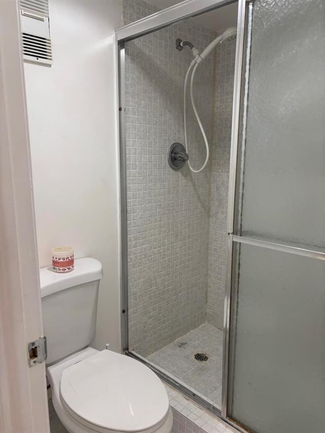 1200 Saint Charles PL Place # 414, Pembroke Pines FL 33026 - Pembroke Pines, FL - Photo 5