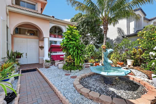 120 ISOLA Circle, Royal Palm Beach FL 33411 - Royal Palm Beach, FL - Photo 5