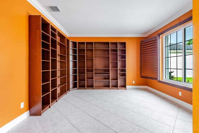112 ISOLA Circle, Royal Palm Beach FL 33411 - Royal Palm Beach, FL - Photo 3