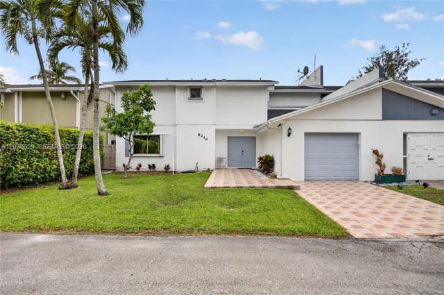 8210 SW 96th Ct, Miami FL 33173 - Miami, FL - Photo 2