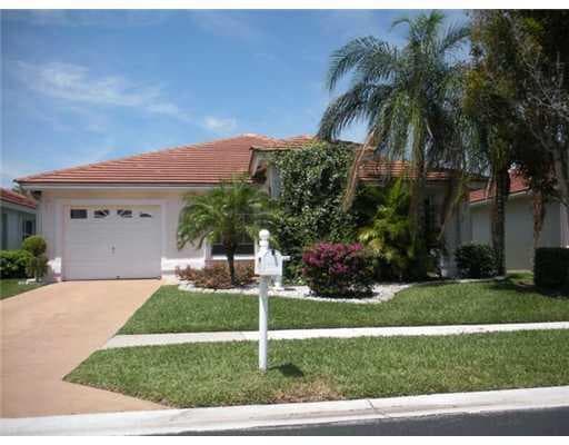 6170 HARBOUR GREENS Drive, Lake Worth FL 33467 - Lake Worth, FL - Photo 1