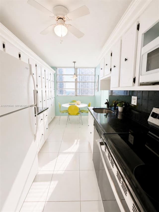 1833 S Ocean Dr # 1202, Hallandale Beach FL 33009 - Hallandale Beach, FL - Photo 5