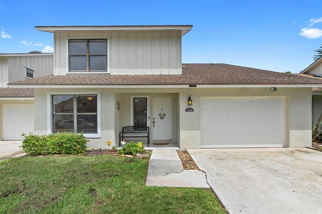 11901 Donlin Drive, Wellington FL 33414 - Wellington, FL - Photo 2