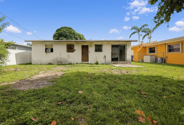5450 FLETCHER Street, Hollywood FL 33021 - Hollywood, FL - Photo 4
