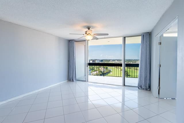 2400 PRESIDENTIAL Way, West Palm Beach FL 33401 - West Palm Beach, FL - Photo 7