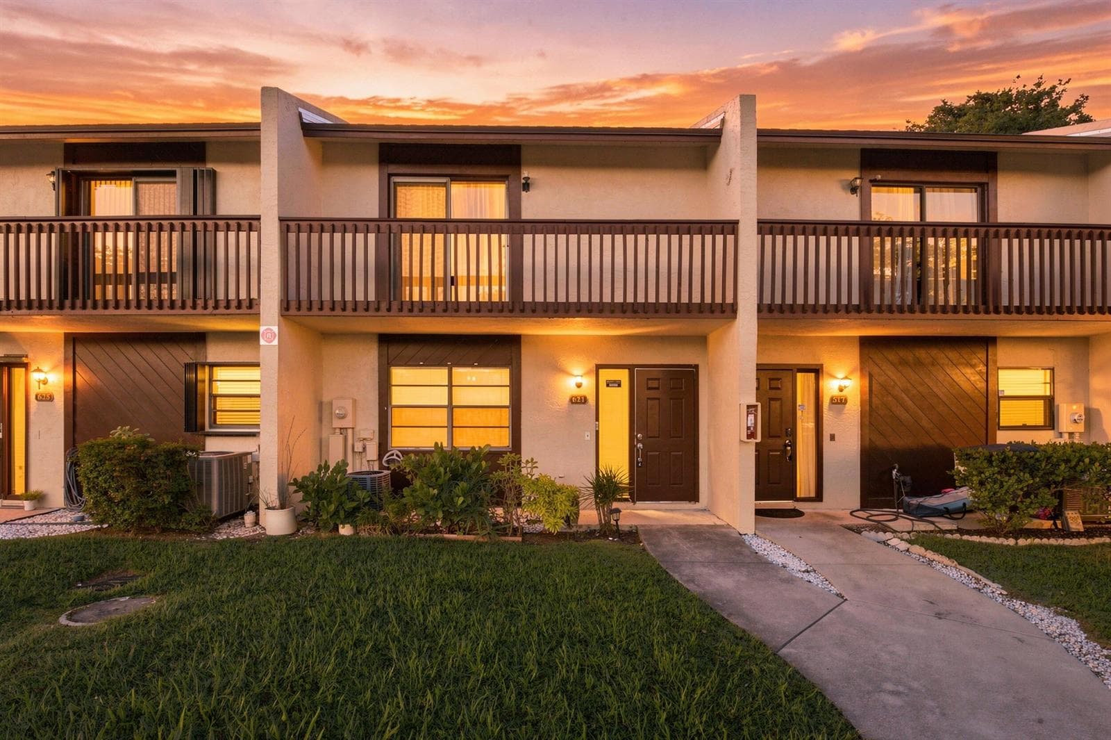 621 NW 47th Street, Deerfield Beach FL 33064 - Deerfield Beach, FL - Photo 1