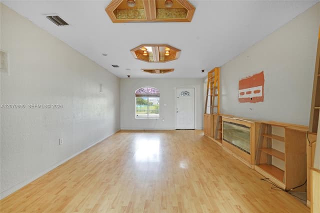 1714 NW 204th St, Miami Gardens FL 33056 - Miami Gardens, FL - Photo 2
