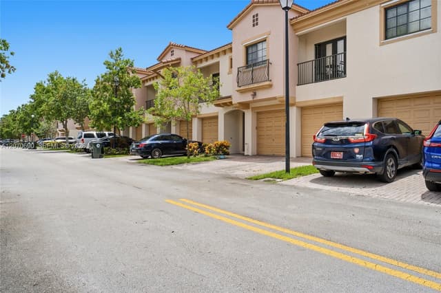 4758 Cypress St, Coconut Creek FL 33073 - Coconut Creek, FL - Photo 7