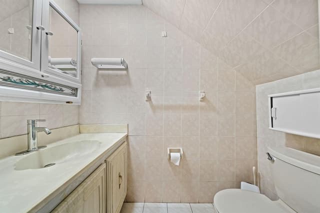 16470 NE 27TH Place # 35, North Miami Beach FL 33160 - North Miami Beach, FL - Photo 6