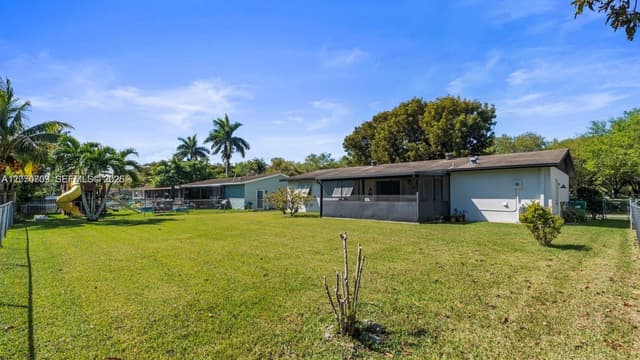 18225 SW 94th Ave, Palmetto Bay FL 33157 - Palmetto Bay, FL - Photo 3