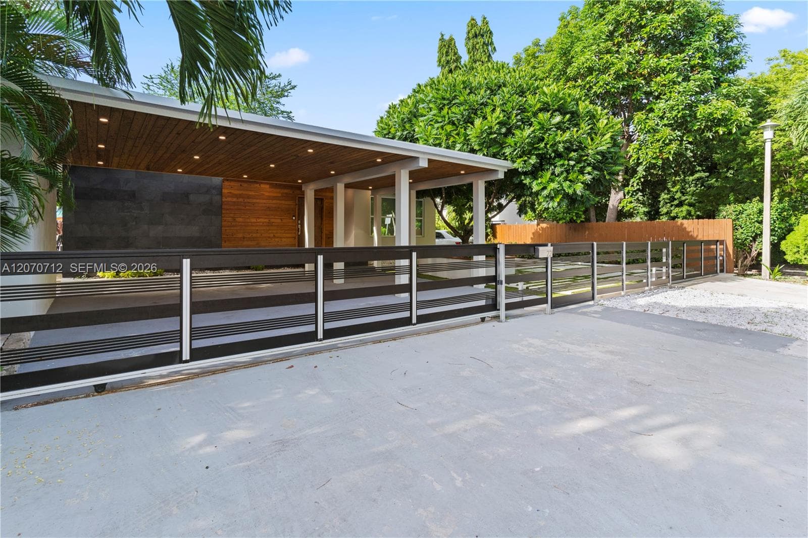 221 NE 44th St, Miami FL 33137 - Miami, FL - Photo 1