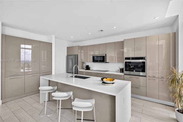 2000 Metropica Way, Sunrise FL 33323 - Sunrise, FL - Photo 6