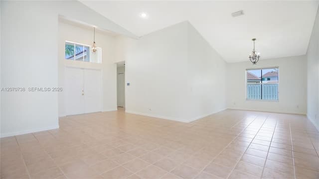 1064 Cedar Falls Dr, Weston FL 33327 - Weston, FL - Photo 6