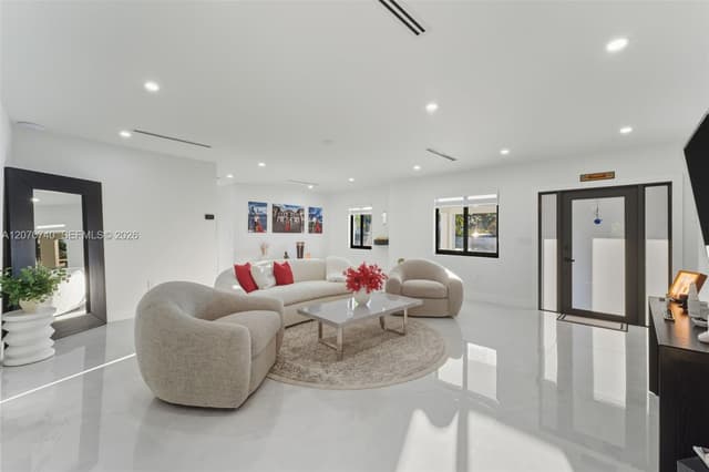 2825 SW 79th Ct, Miami FL 33155 - Miami, FL - Photo 4