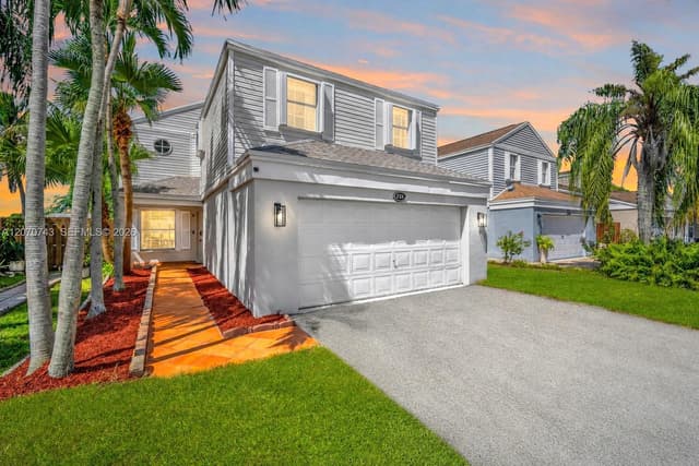 223 SW 159th Way, Sunrise FL 33326 - Sunrise, FL - Photo 2