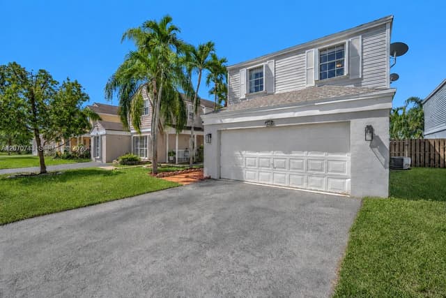 223 SW 159th Way, Sunrise FL 33326 - Sunrise, FL - Photo 4