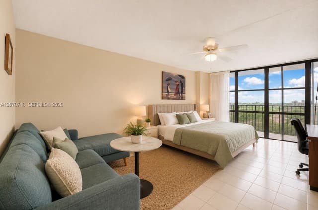 1000 Parkview Dr # 715, Hallandale Beach FL 33009 - Hallandale Beach, FL - Photo 4