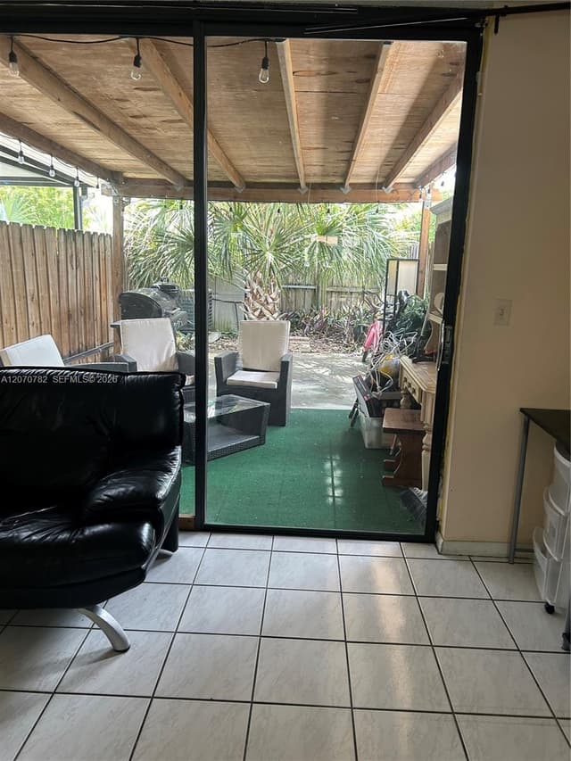 12242 SW 16th Ter # L, Miami FL 33175 - Miami, FL - Photo 7
