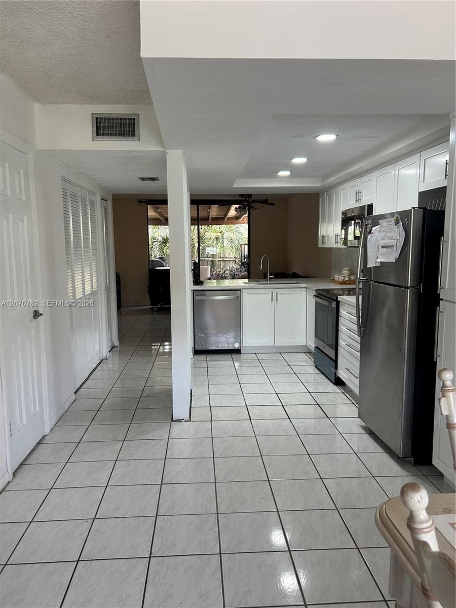 12242 SW 16th Ter # L, Miami FL 33175 - Miami, FL - Photo 1