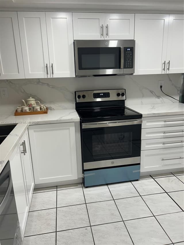 12242 SW 16th Ter # L, Miami FL 33175 - Miami, FL - Photo 5