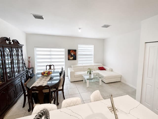 18324 SW 148th RD, Miami FL 33187 - Miami, FL - Photo 6