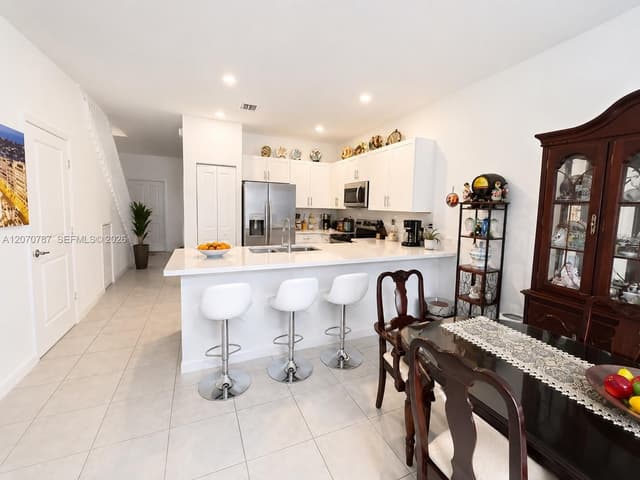 18324 SW 148th RD, Miami FL 33187 - Miami, FL - Photo 5