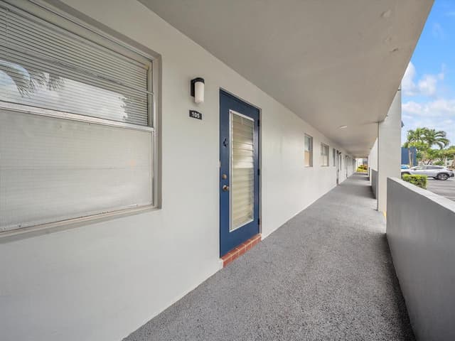 7807 GOLF CIR Drive # 105, Margate FL 33063 - Margate, FL - Photo 5