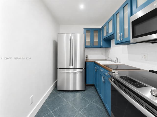 8411 NW 8th St # 102, Miami FL 33126 - Miami, FL - Photo 6
